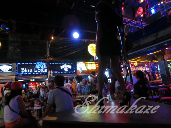 プーケット観光ツアー パトンビーチ夜遊びツアー メンズナイトツアー しまかぜ案内人